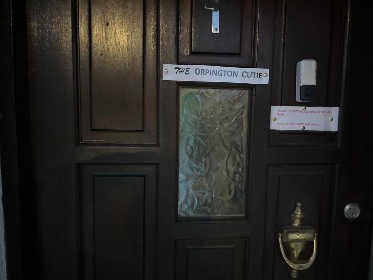 Wisdom Care: The Orpington Cutie Hotel Exterior foto